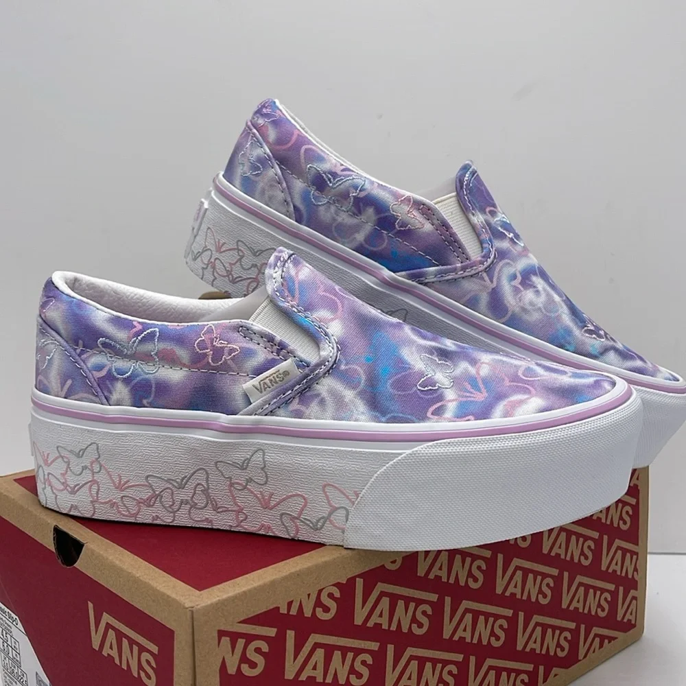 Vans WMNS Purple Platform Sneakers Classic Slip-On
Butterfly Dreams
VN0A7Q5RKPL - Picture 7 of 16